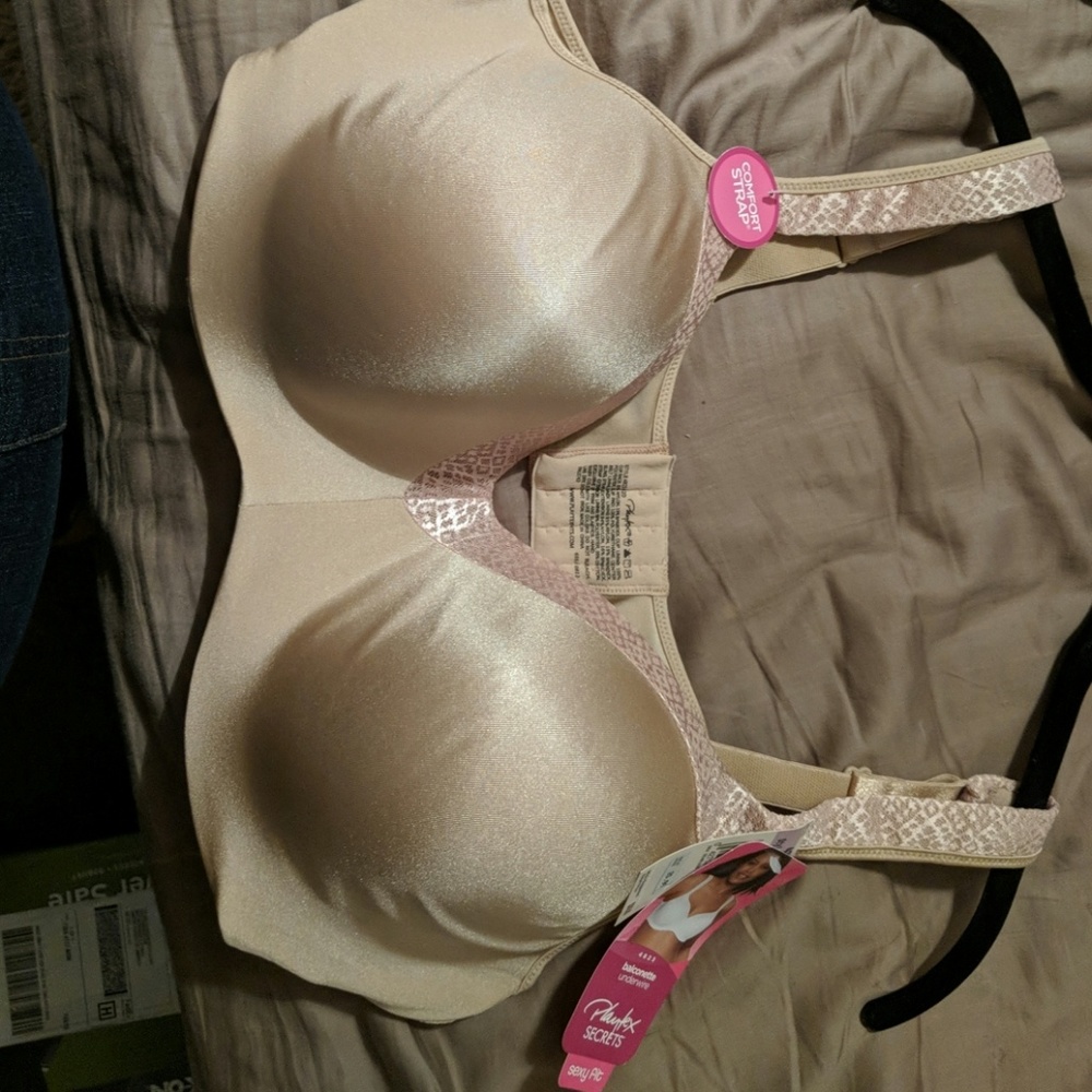 Playtex Secrets Bra NWT